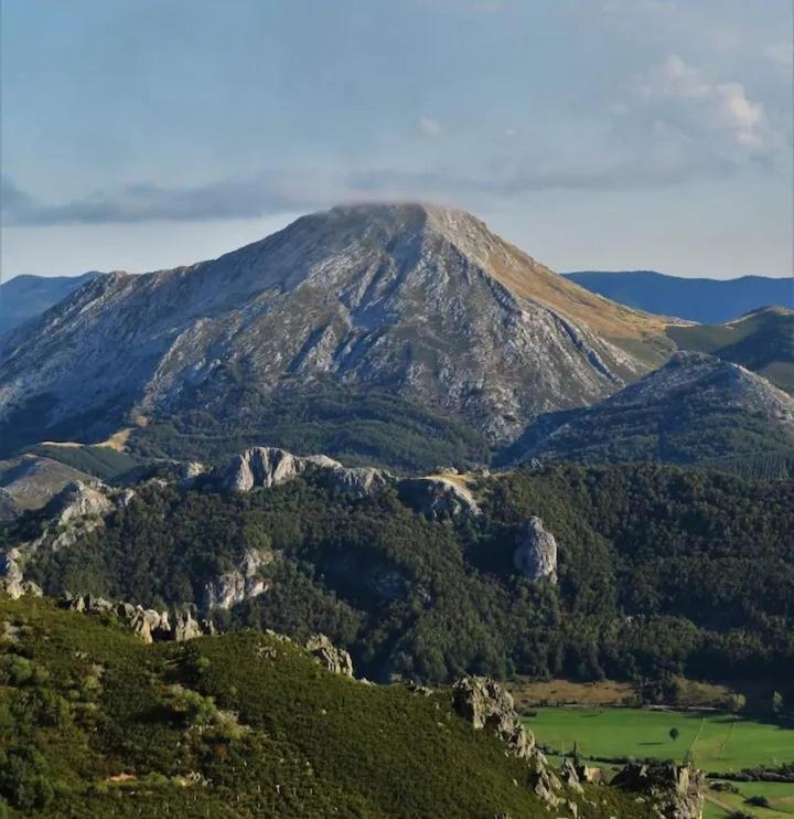 Montes De Lillo --Vut Le 625 Leilighet Puebla de Lillo Eksteriør bilde